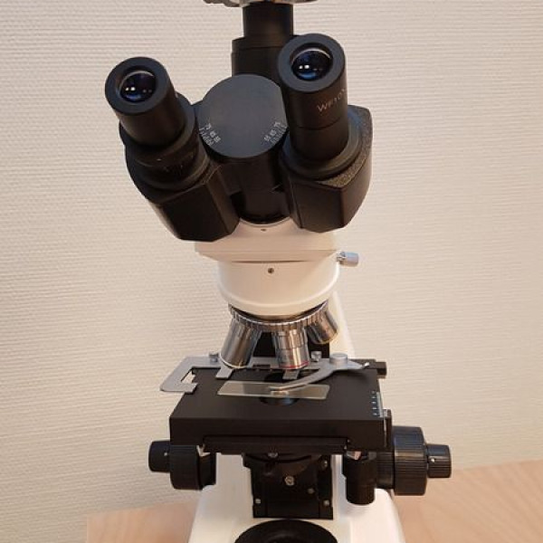 Bresser BioScience Trino 40-1000x mikroskop